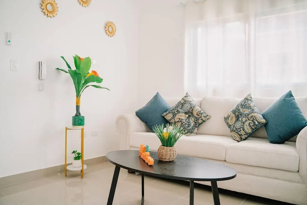 Central Apartment In Downtown Πούντα Κάνα